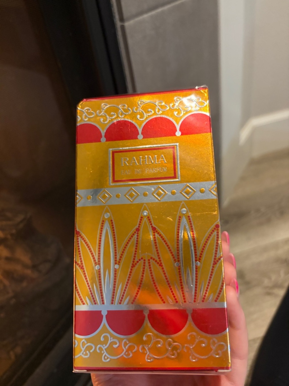 RAHMA Eau de Parfum Gold & Red Fragrance Box